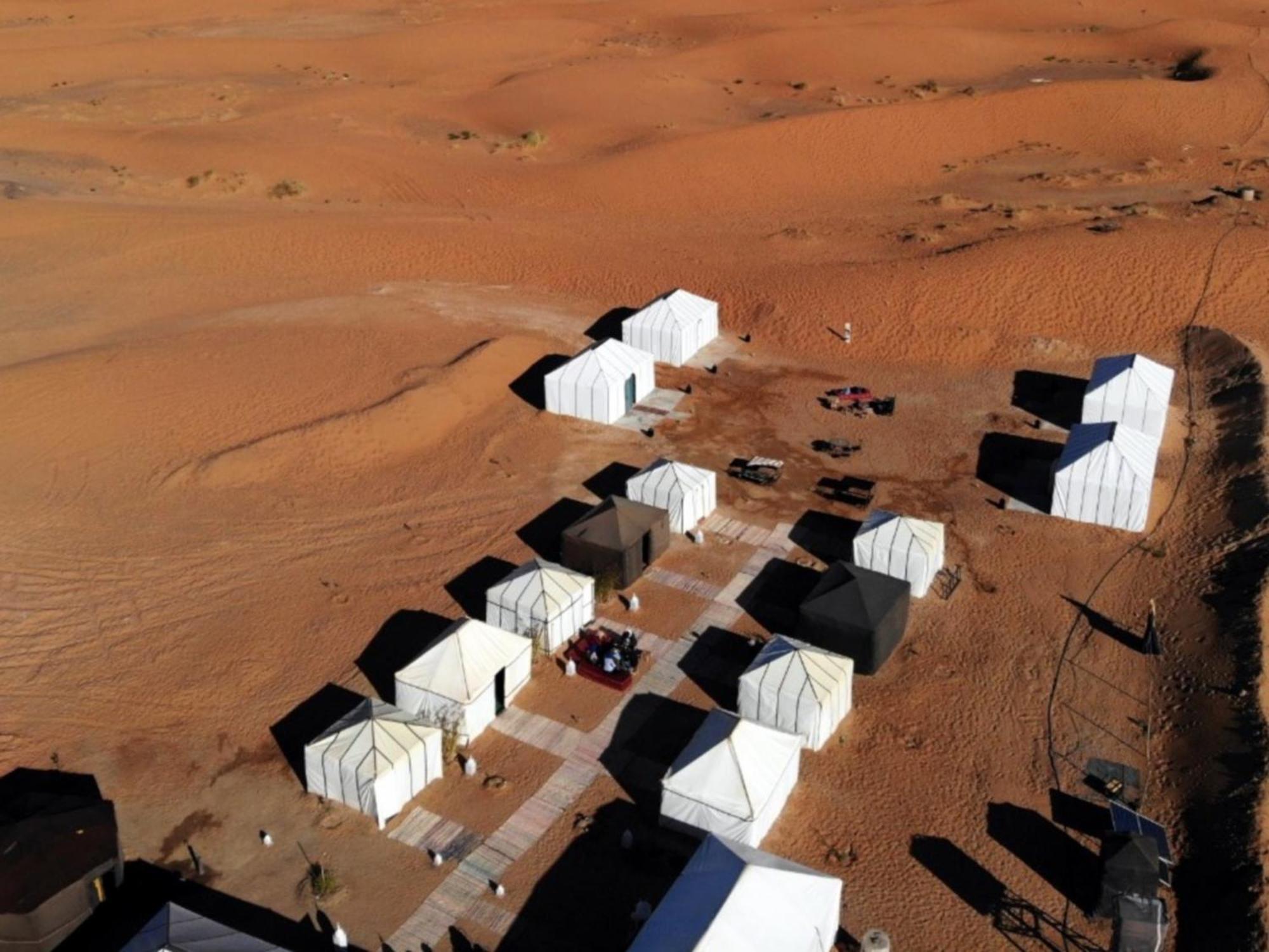 La Vallee Des Dunes - Auberge, Bivouacs Et Excursions Merzouga Eksteriør billede